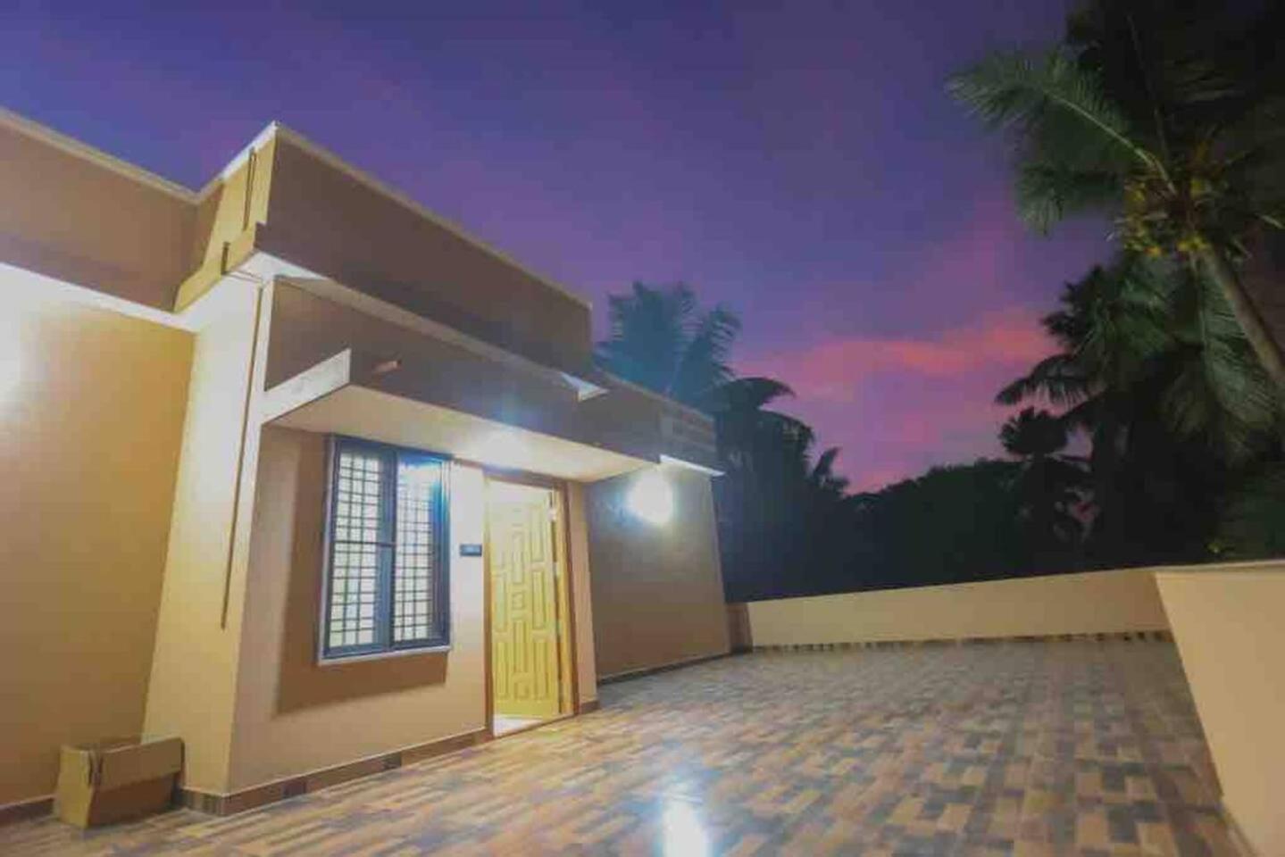 Indira Homestay