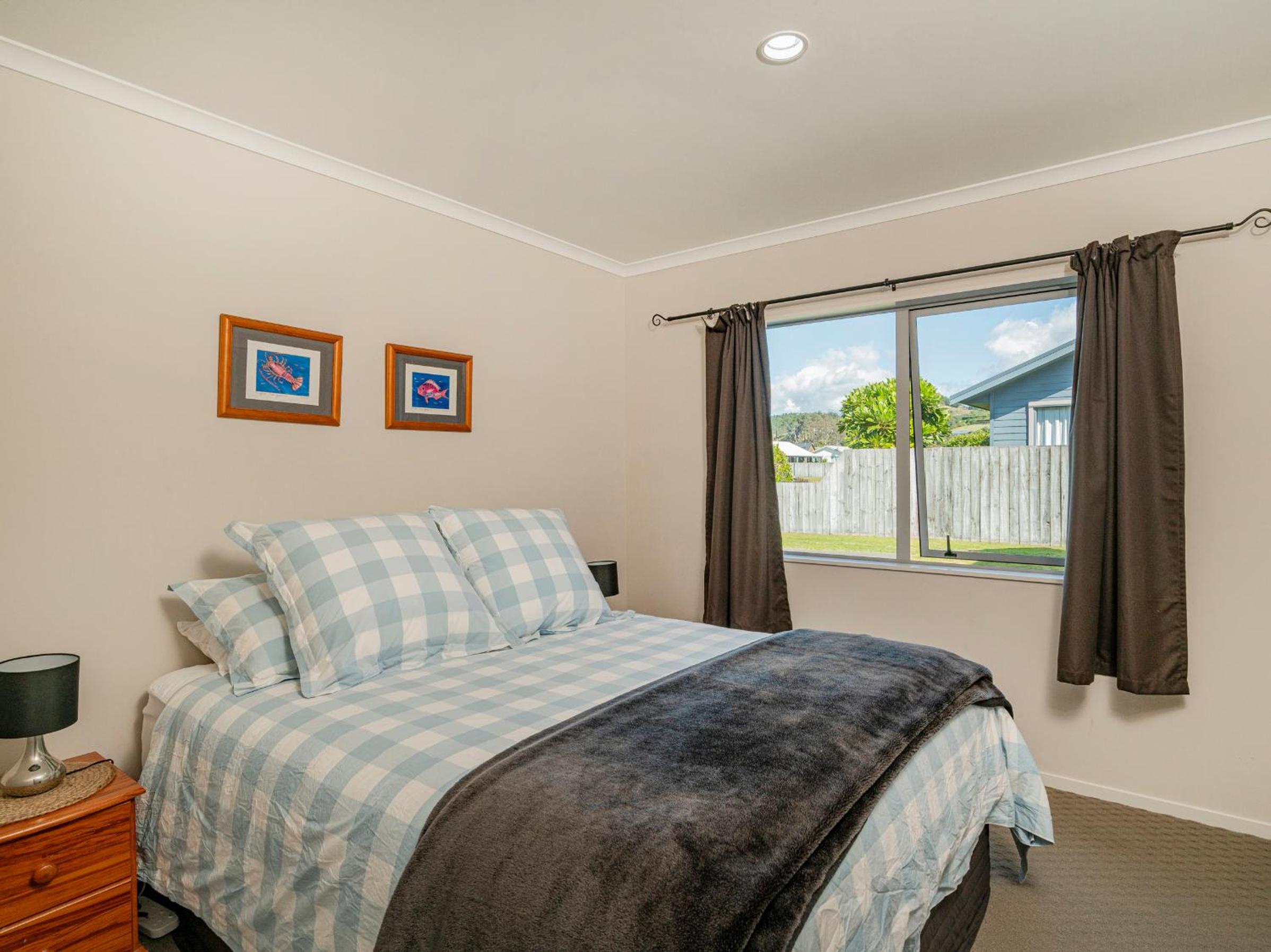 Hawk Hill Getaway - Cooks Beach Holiday Home view 5
