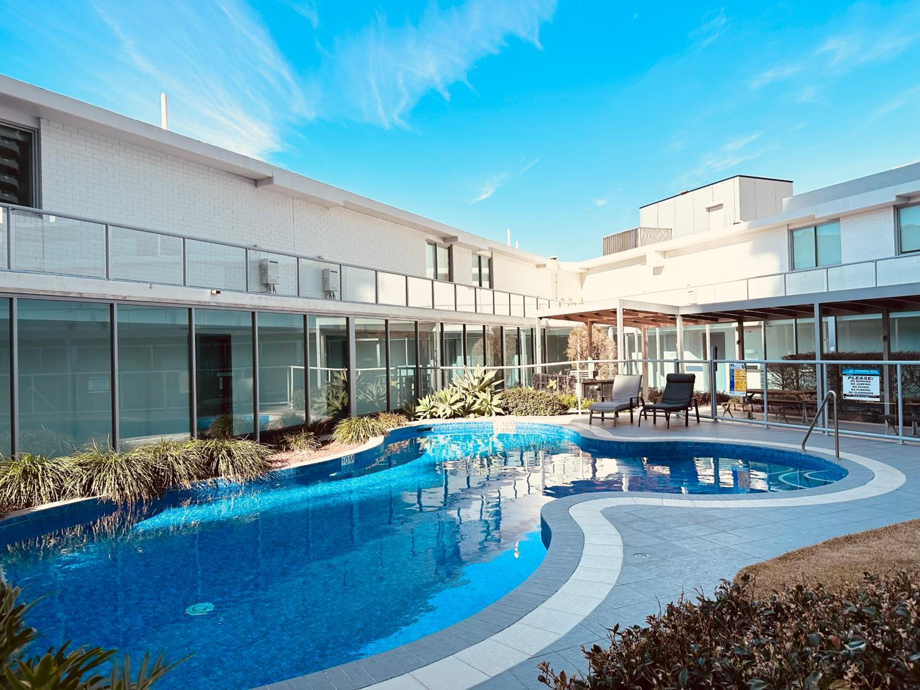 Modern Gold Coast Apartment with great Amenities