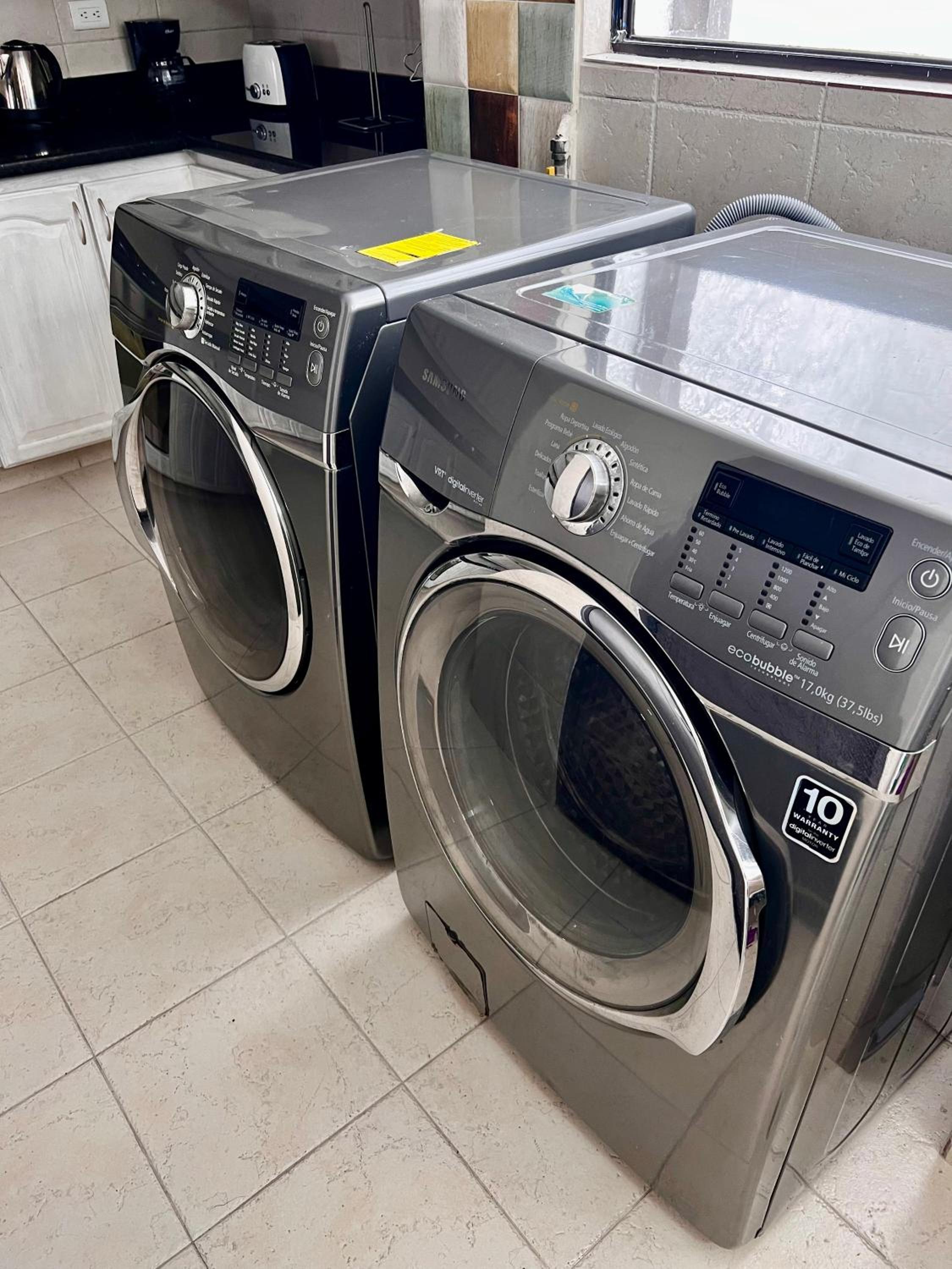 Lujoso, cómodo y amplio, mejor barrio Medellín