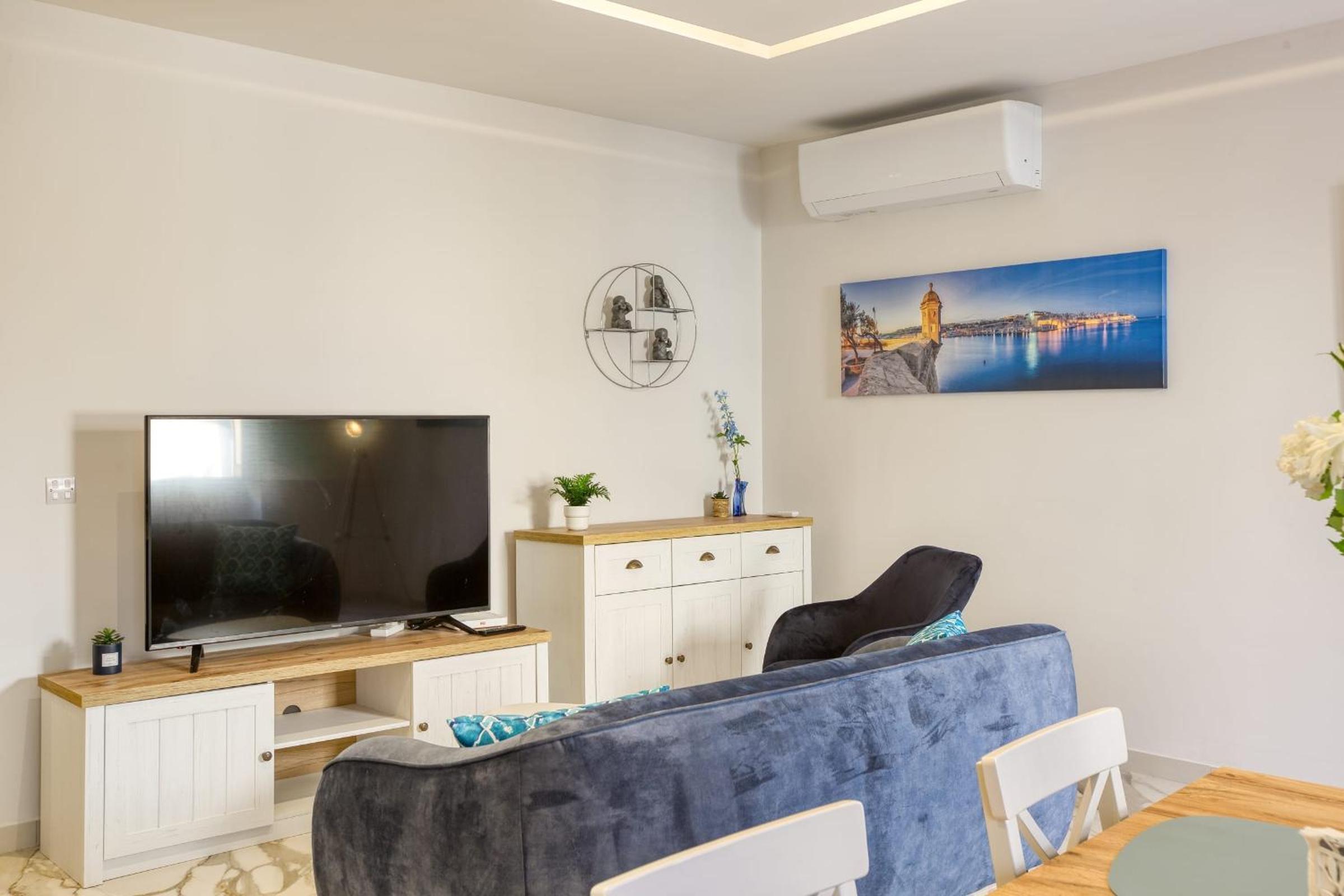 Bluebell Apartment in Sliema