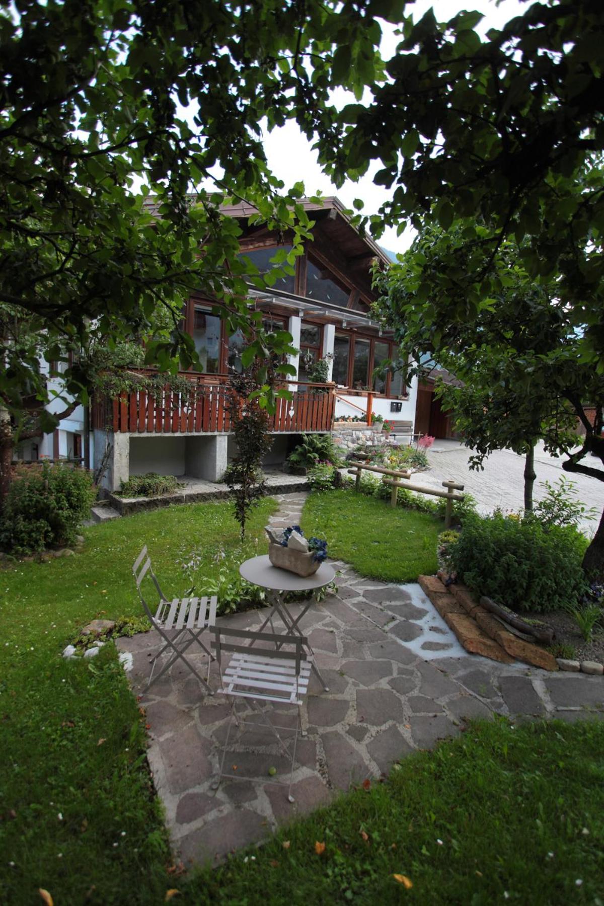 Photo 46
