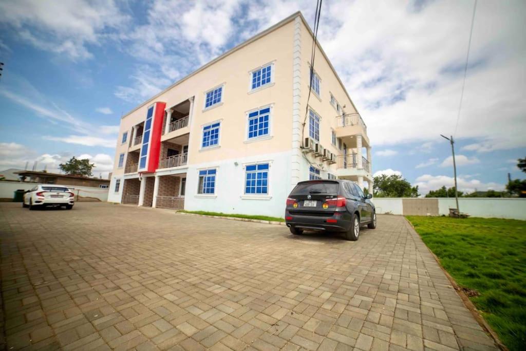 CZECH HOUSE , rent furnished 2 or 3 bdrm in Amasaman - Accra view 2