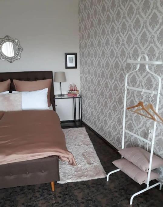 Central Apartment 5min to beach view 3