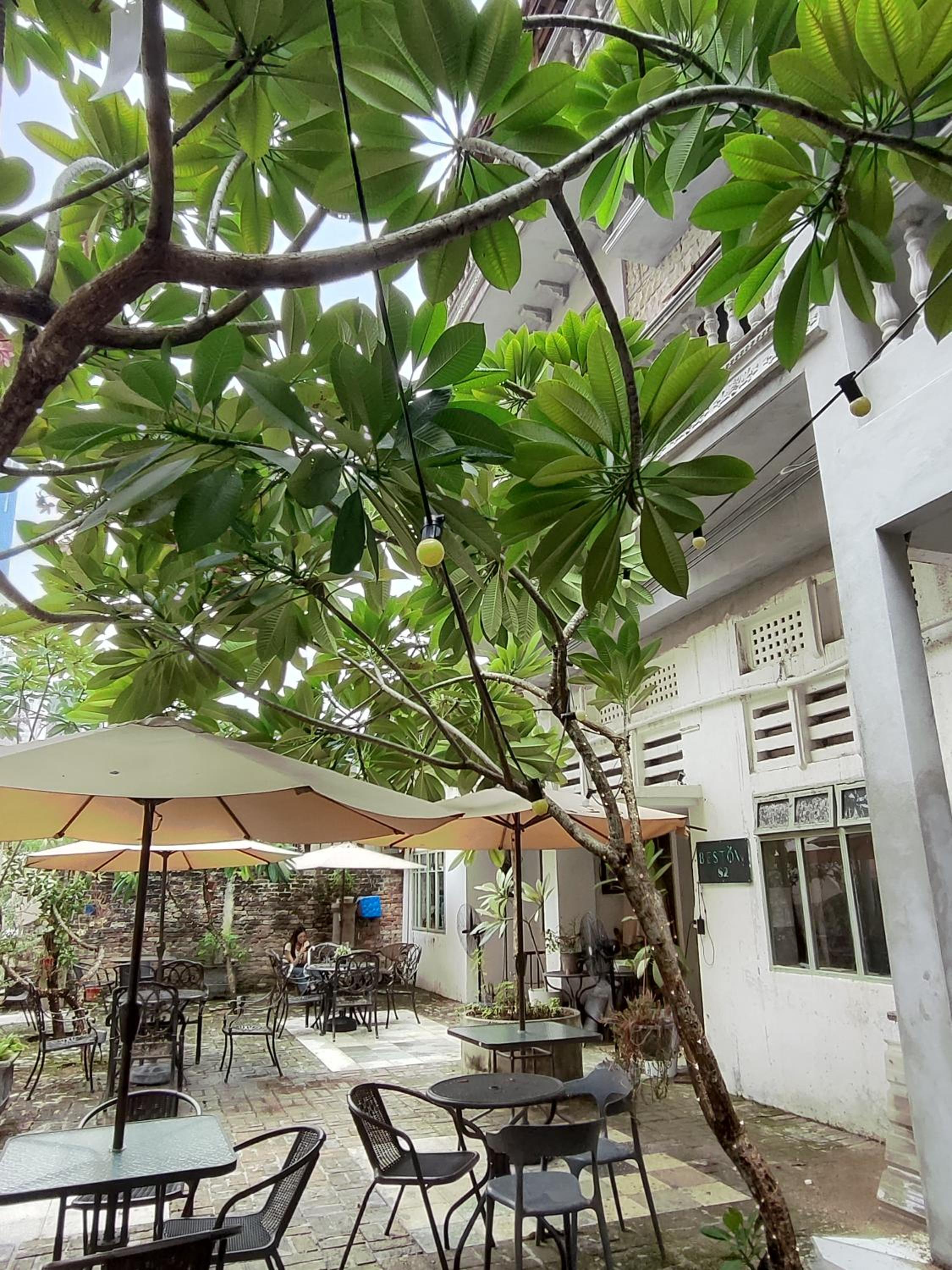 Hotel Bestow Boutique Hotel