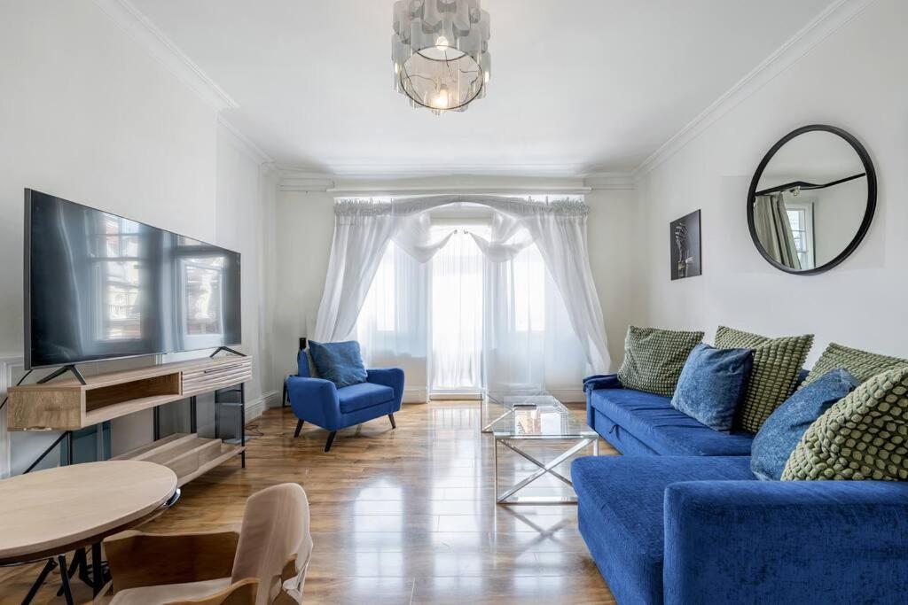 DYC Oxford Street - Selfridges - 3bed with lift