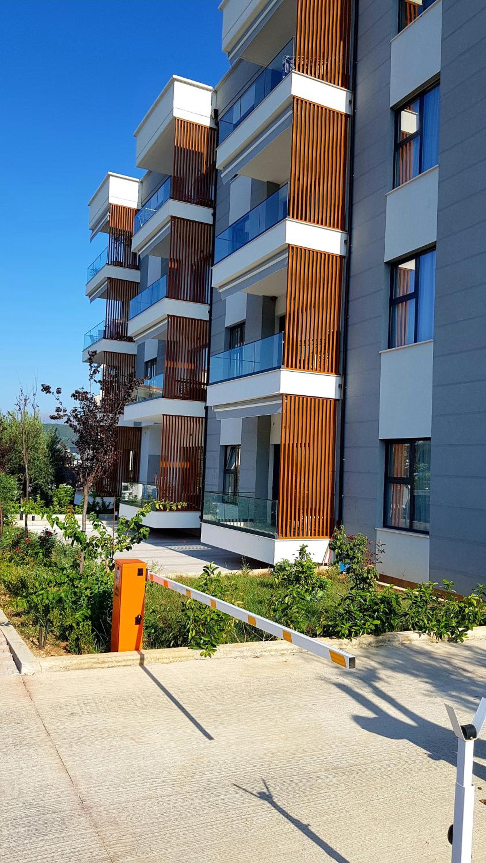 Bindi Apartment
