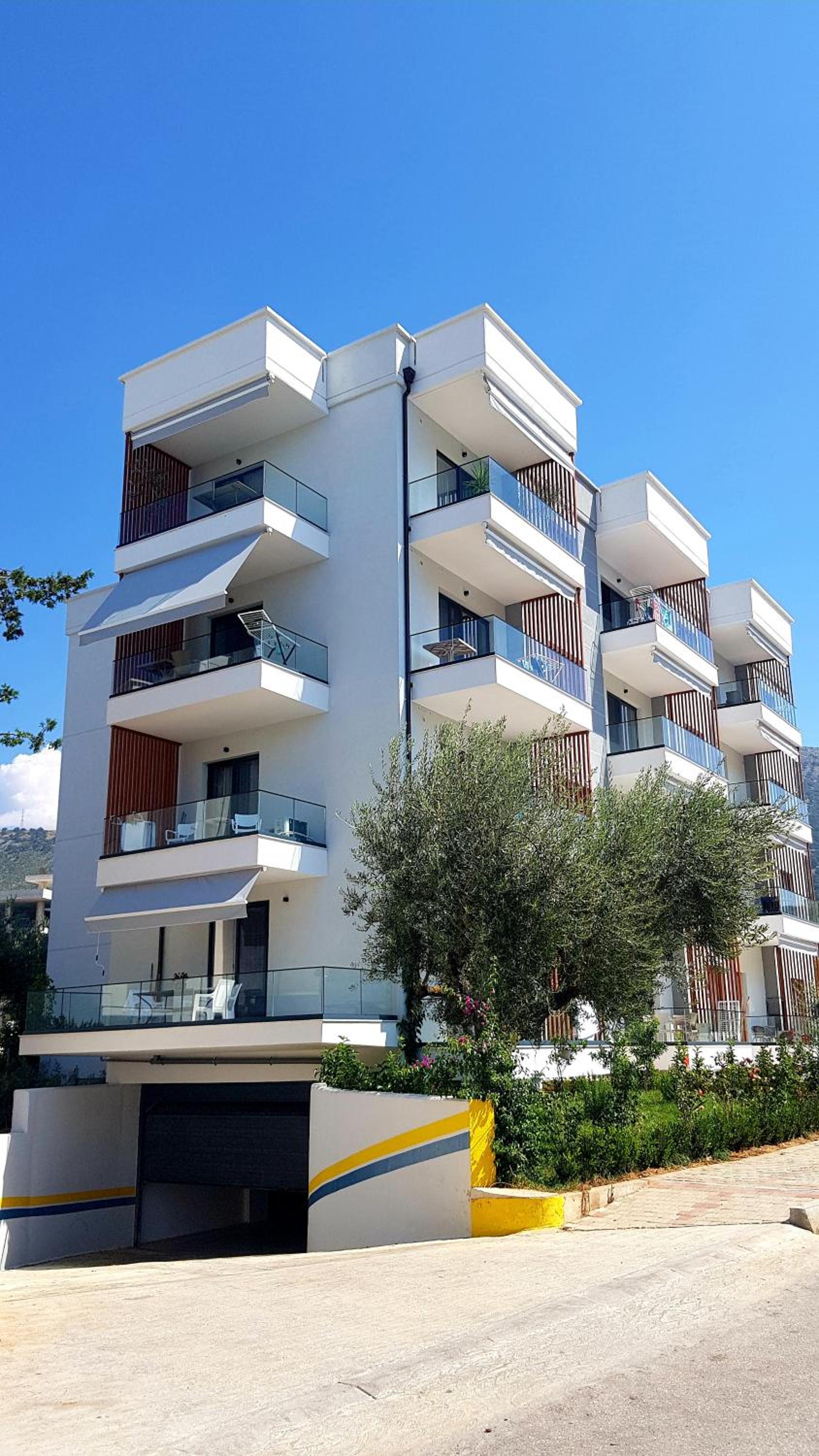 Bindi Apartment