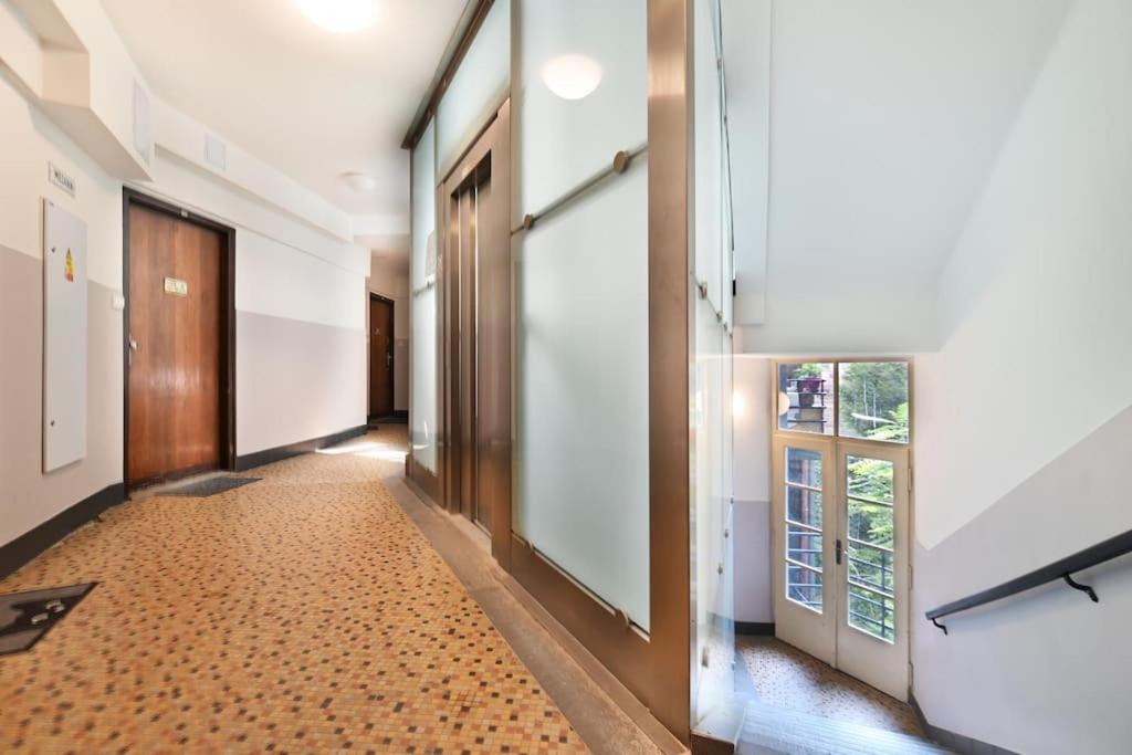 Smart & Luxury OLD TOWN Apartment