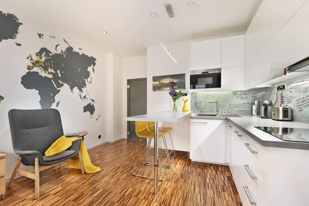 Smart & Luxury OLD TOWN Apartment