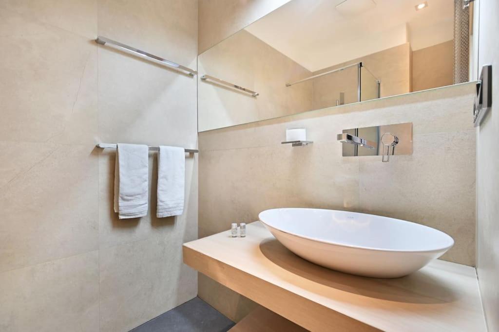 Smart & Luxury OLD TOWN Apartment