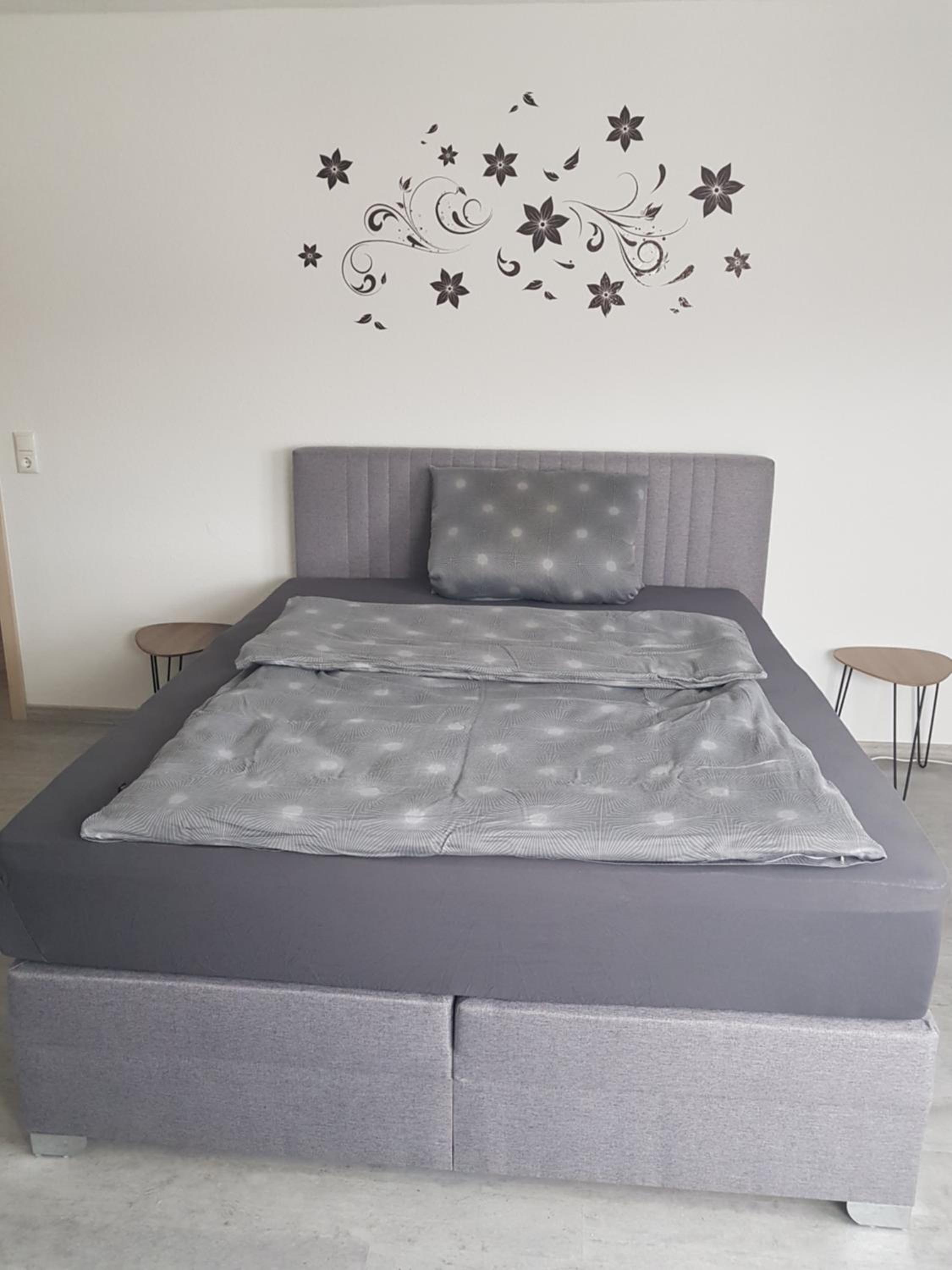 Ganze Monteurswohnung mit 2 Schlafzimmern 90 qm
