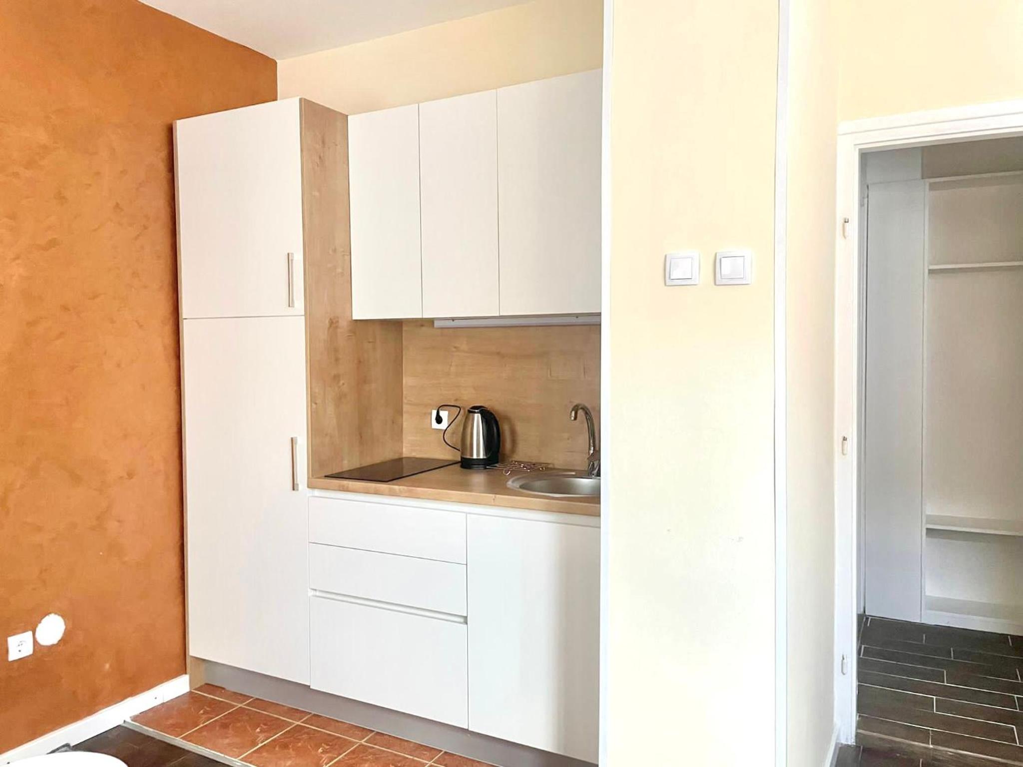 1BDR in City Center - Free Parking