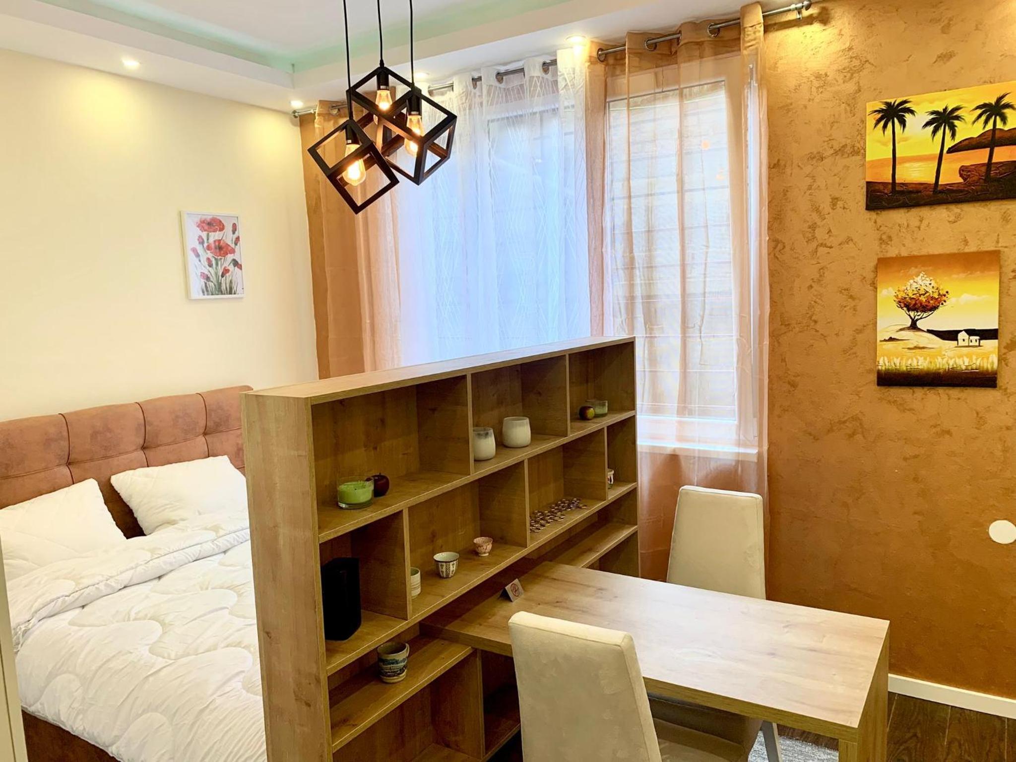 1BDR in City Center - Free Parking