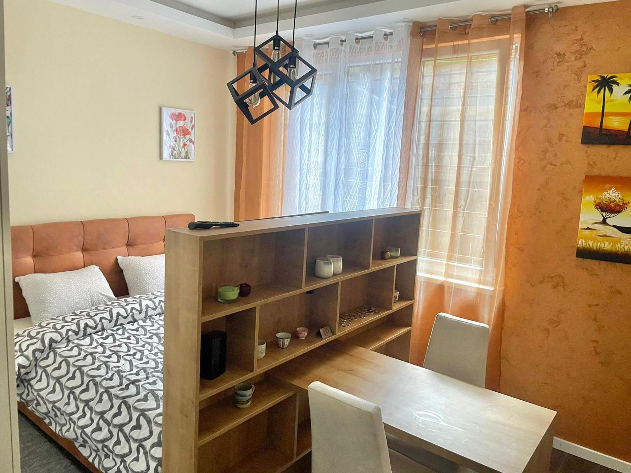 1BDR in City Center - Free Parking