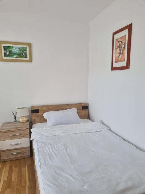 Studio apartman Luna