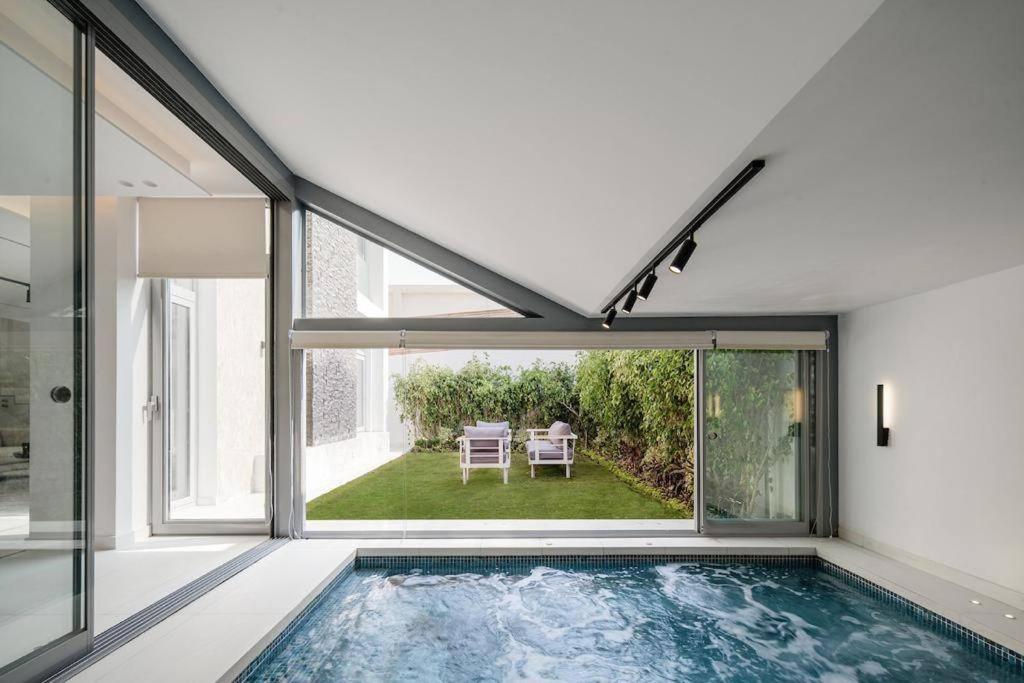 The Fantasy Duplex - Families only