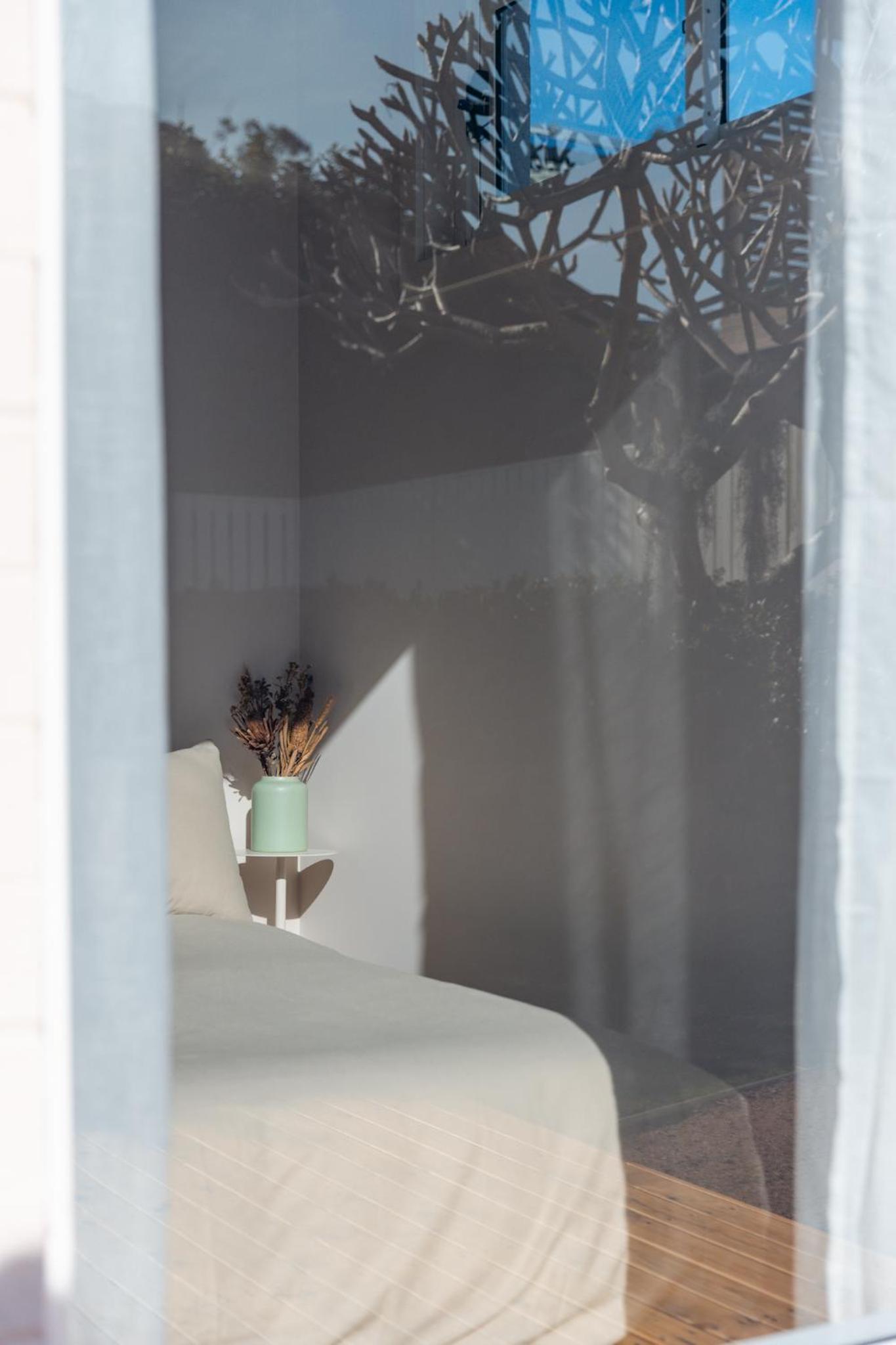 Heights Guesthouse - Hideaway in Kiama Heights