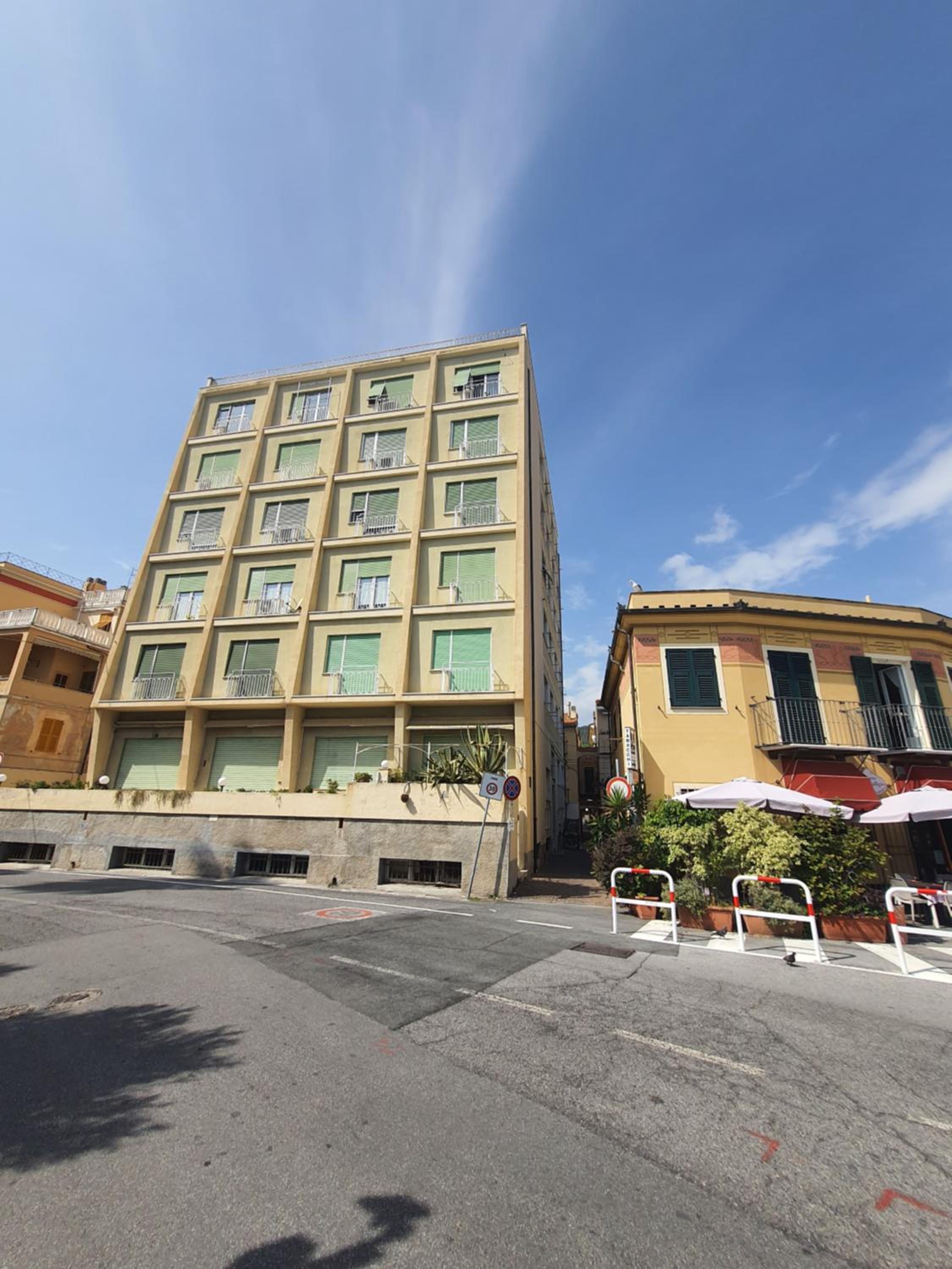 Appartamento in centro a 30m dal mare view 3
