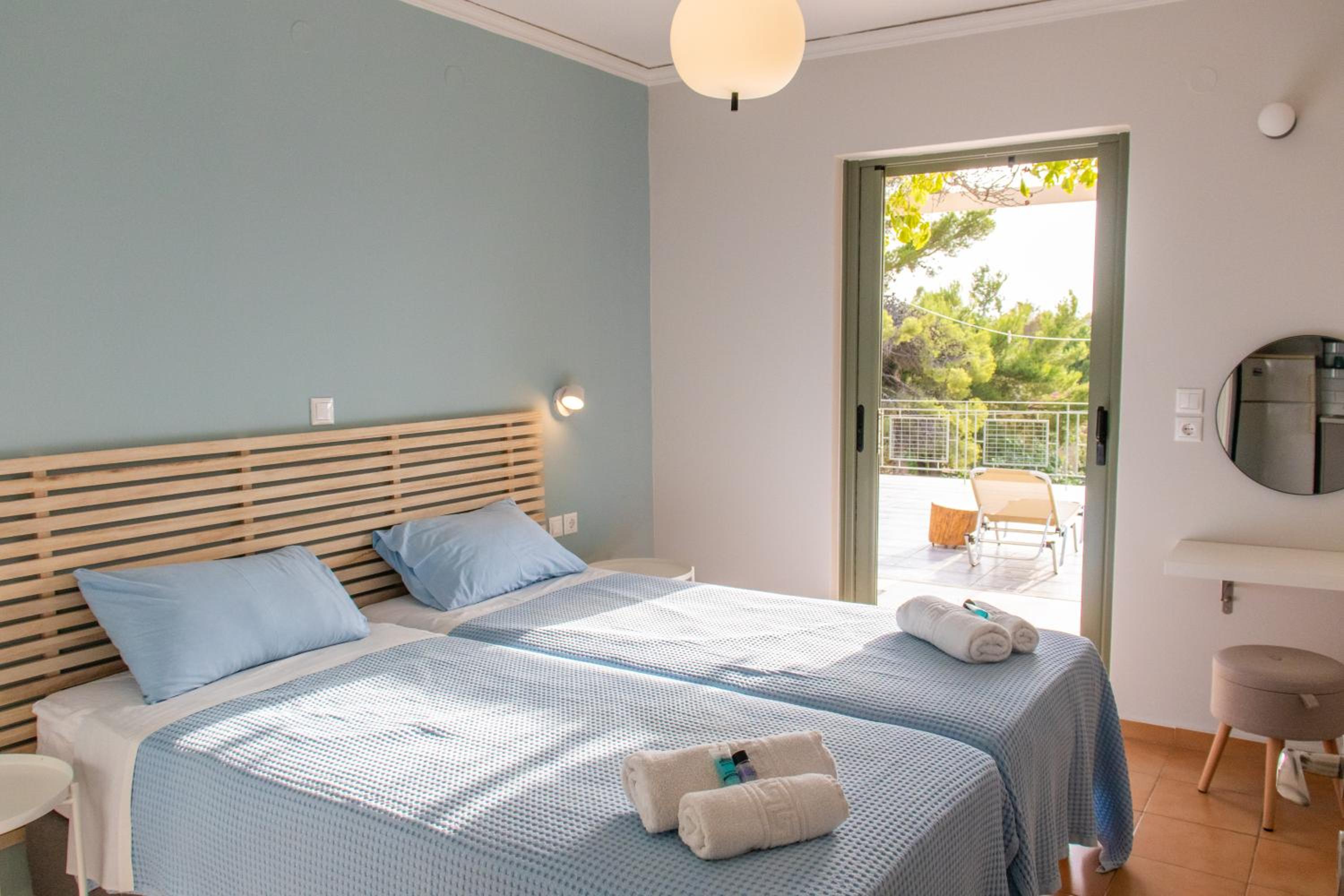 Despina Studios and Apartments