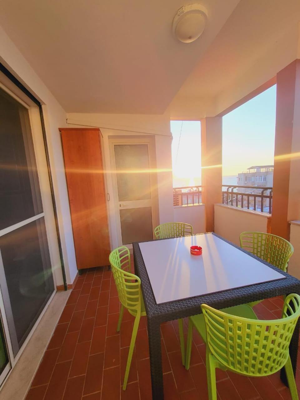 Sea View Apartment 65