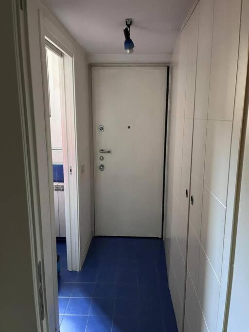 Cozy apartment in Milan near metro M4
