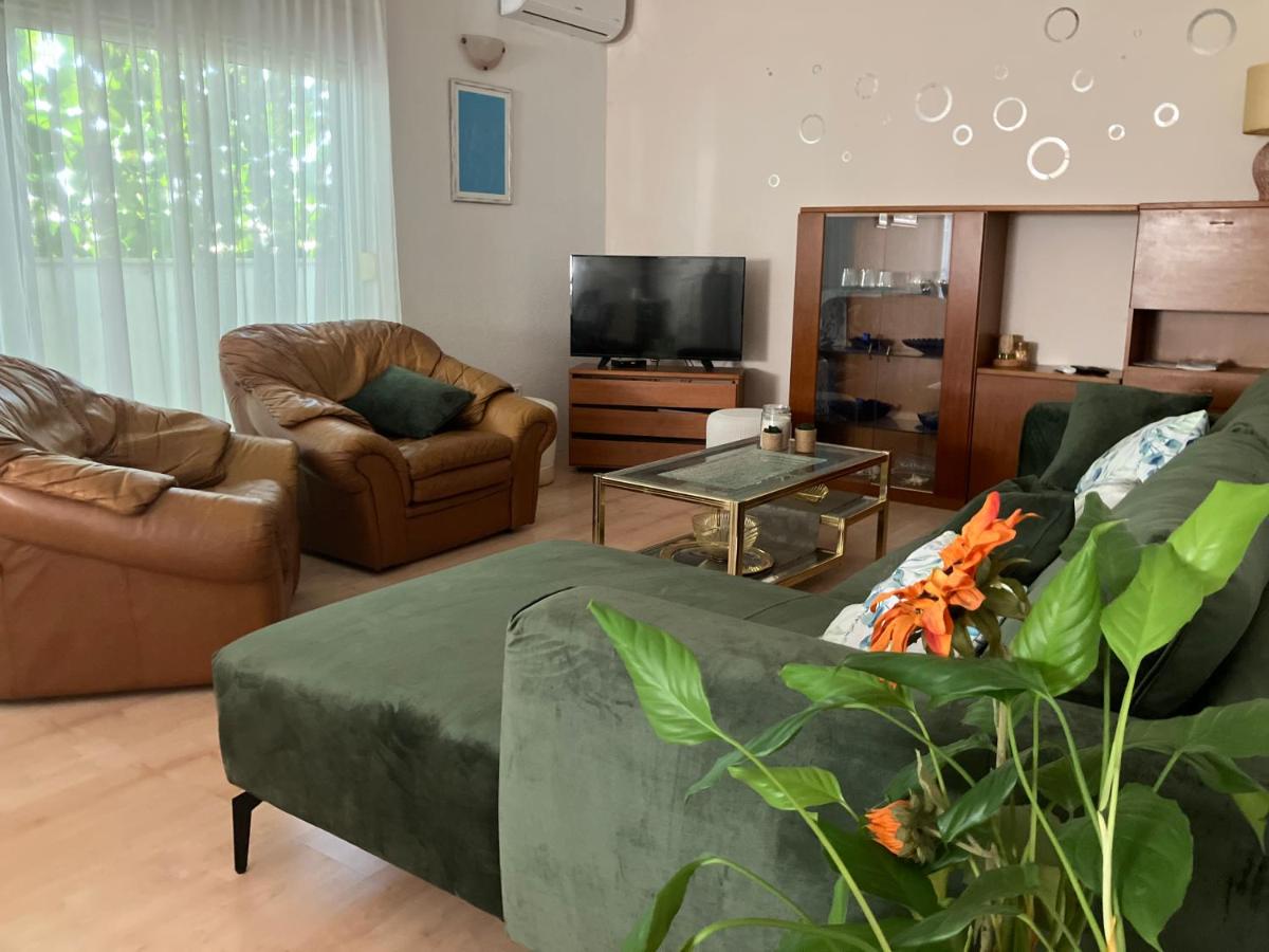 Quite beautiful apartment in the Split Neda with 4bedrooms view 2
