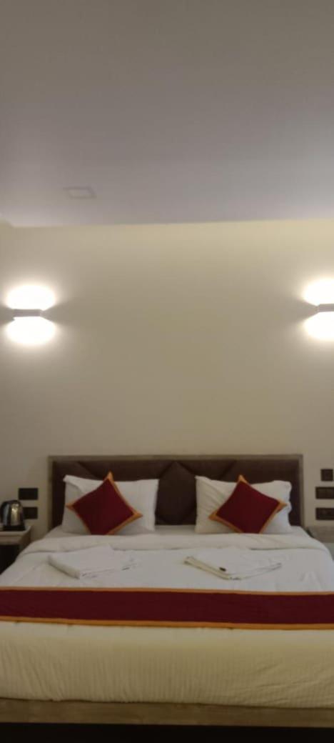 KodaiNest 6BR Garden Villa