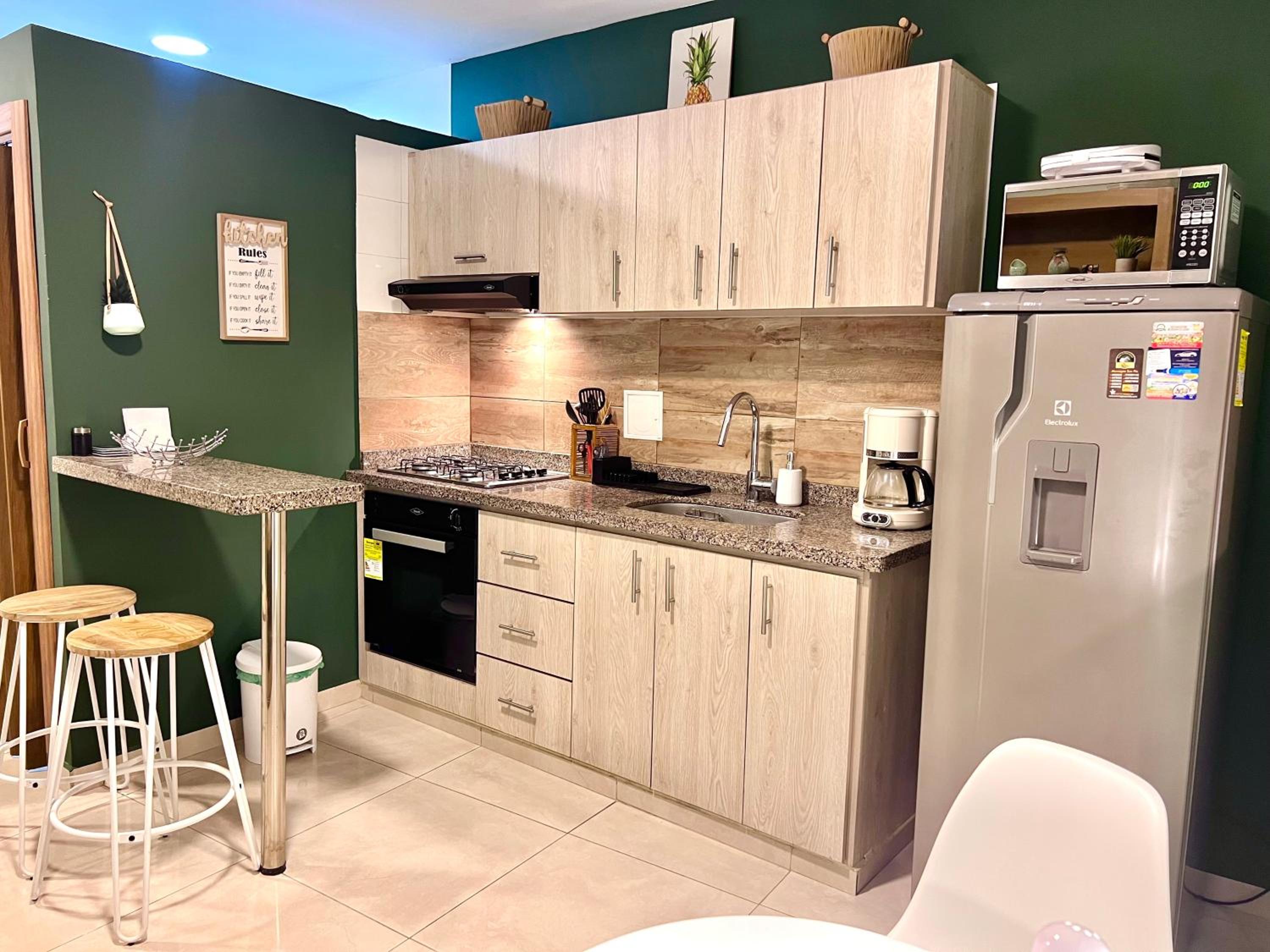 NEW Elegant & Cozy Studio - Best Central Location