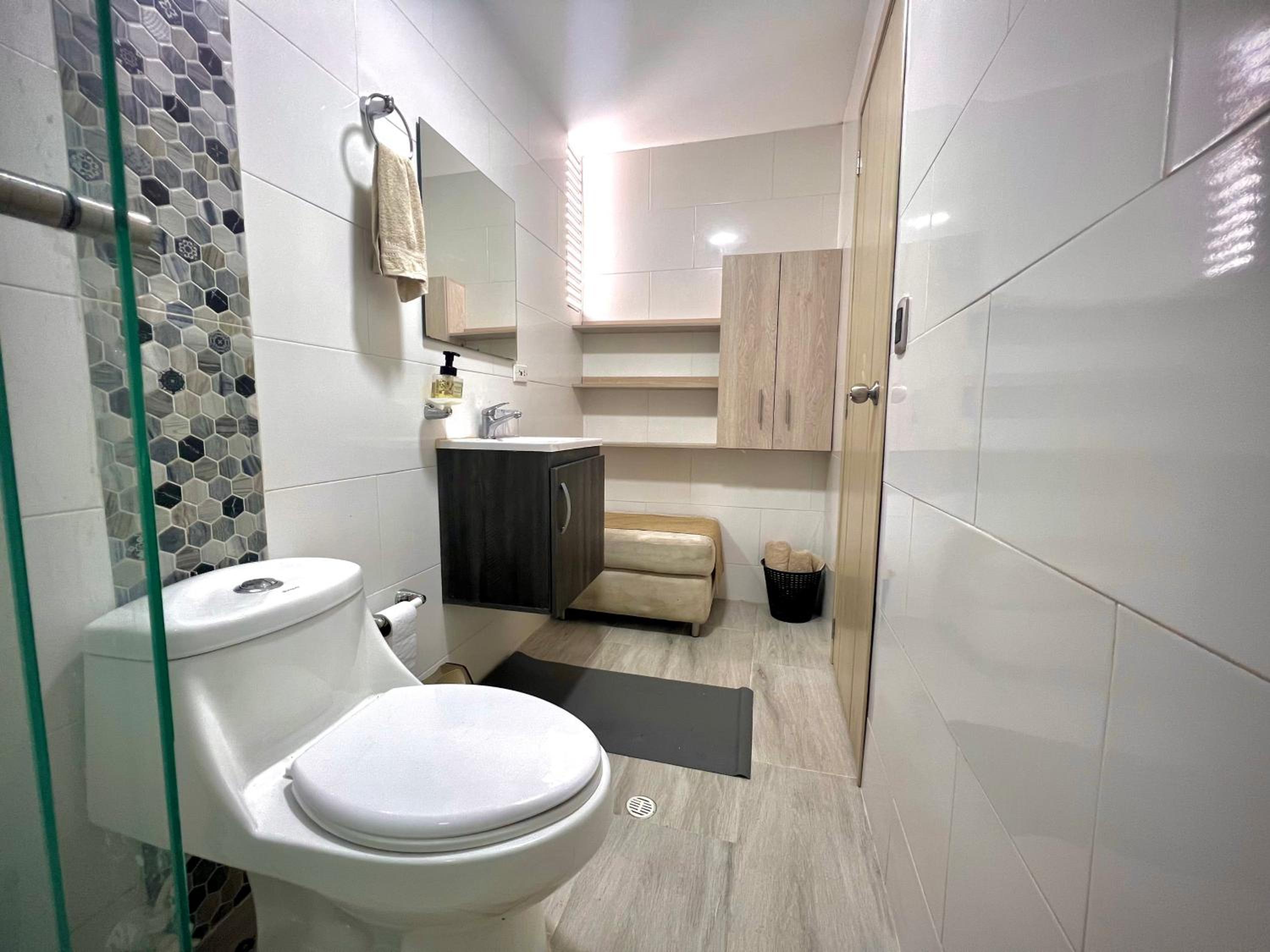 NEW Elegant & Cozy Studio - Best Central Location