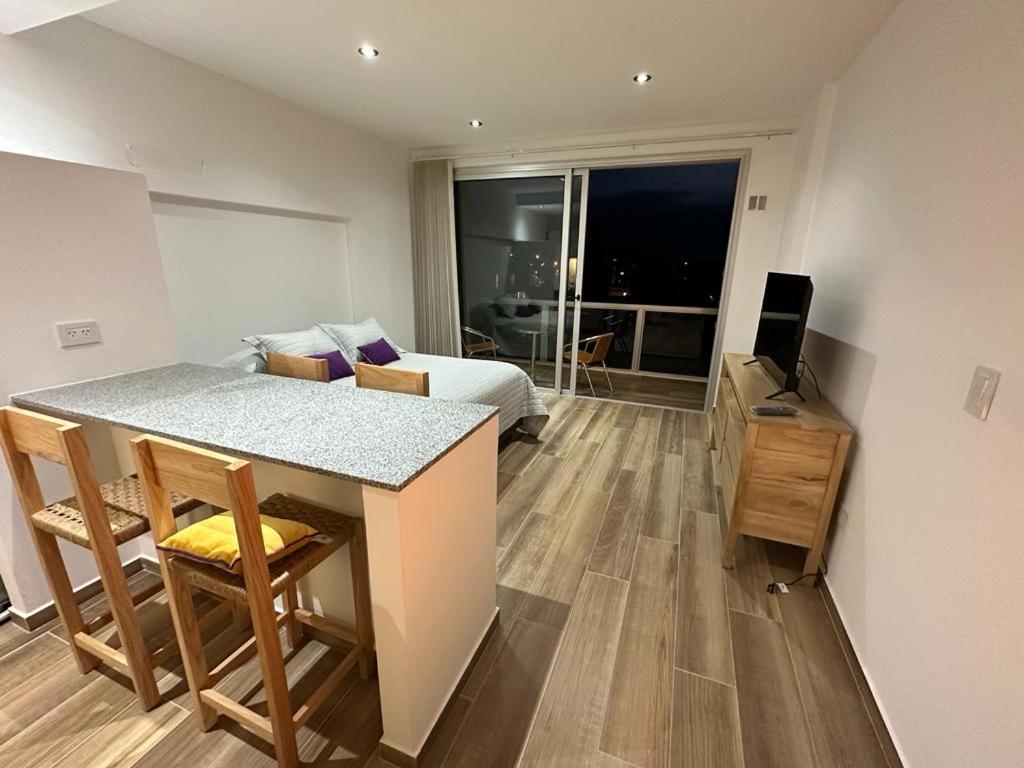 Monoambiente 50 y 28