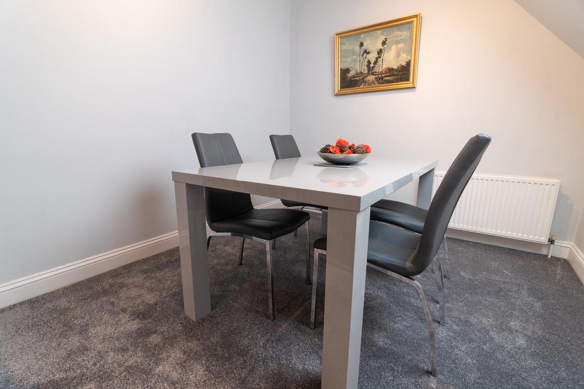 The Gables Poole, 3 Bedroom Penthouse Apartment view 5