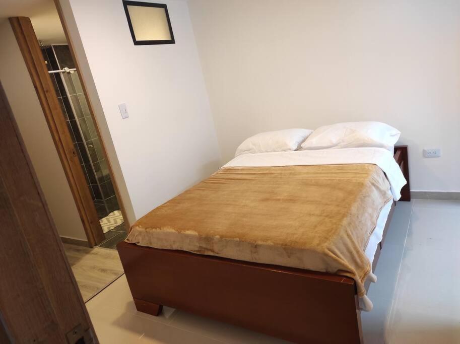 Cómodo y moderno apartamento con vista a la ciudad
