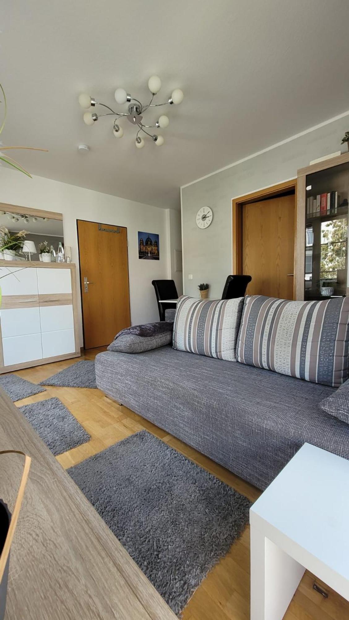 Berlin-Oase - schnuckelige Ferienwohnung an der Grenze zu Berlin