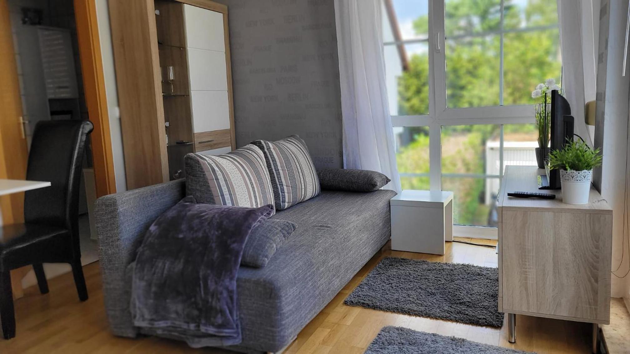 Berlin-Oase - schnuckelige Ferienwohnung an der Grenze zu Berlin