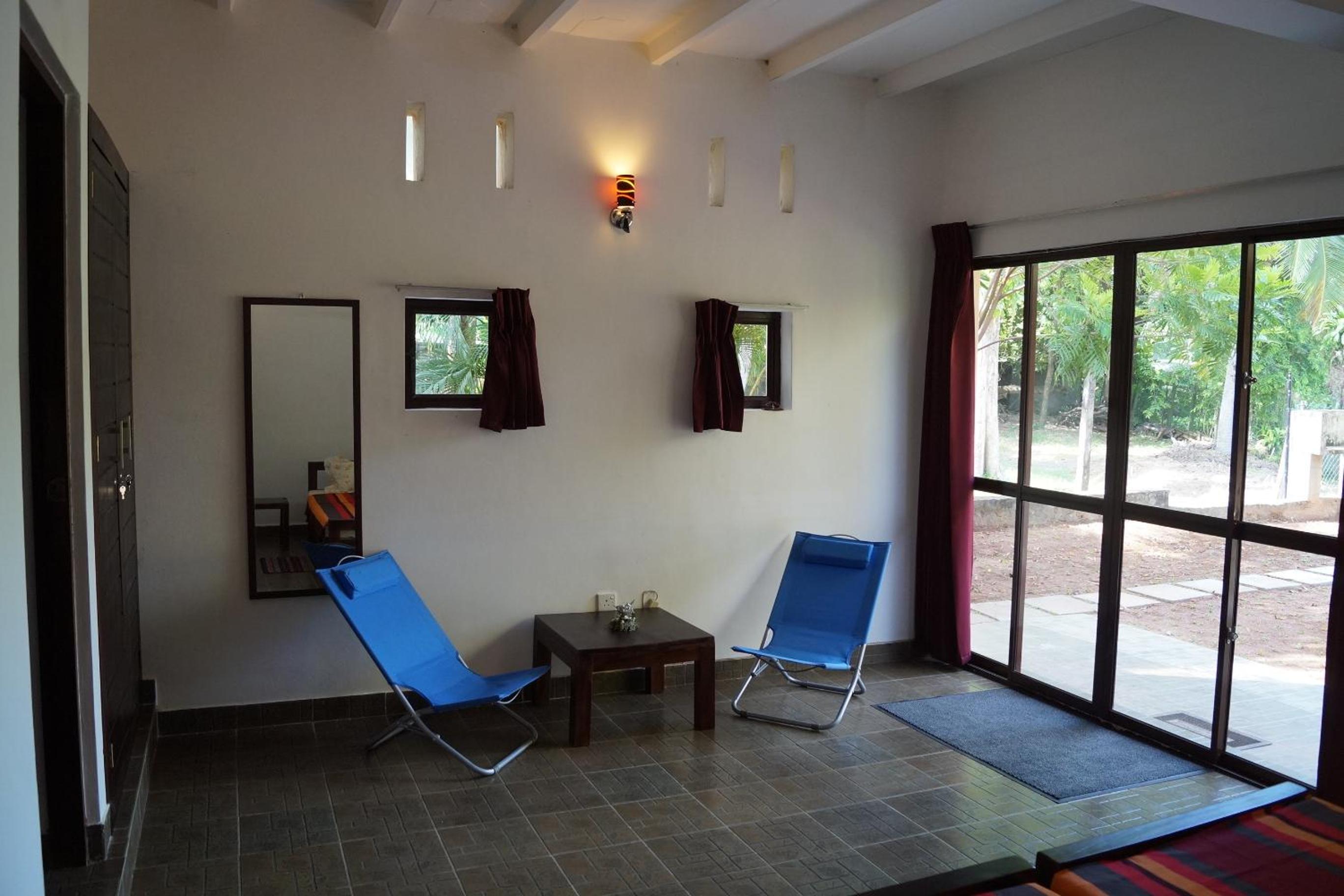Sri Beach Bungalows And Villa