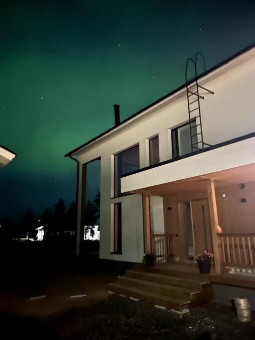 Villa Golden House