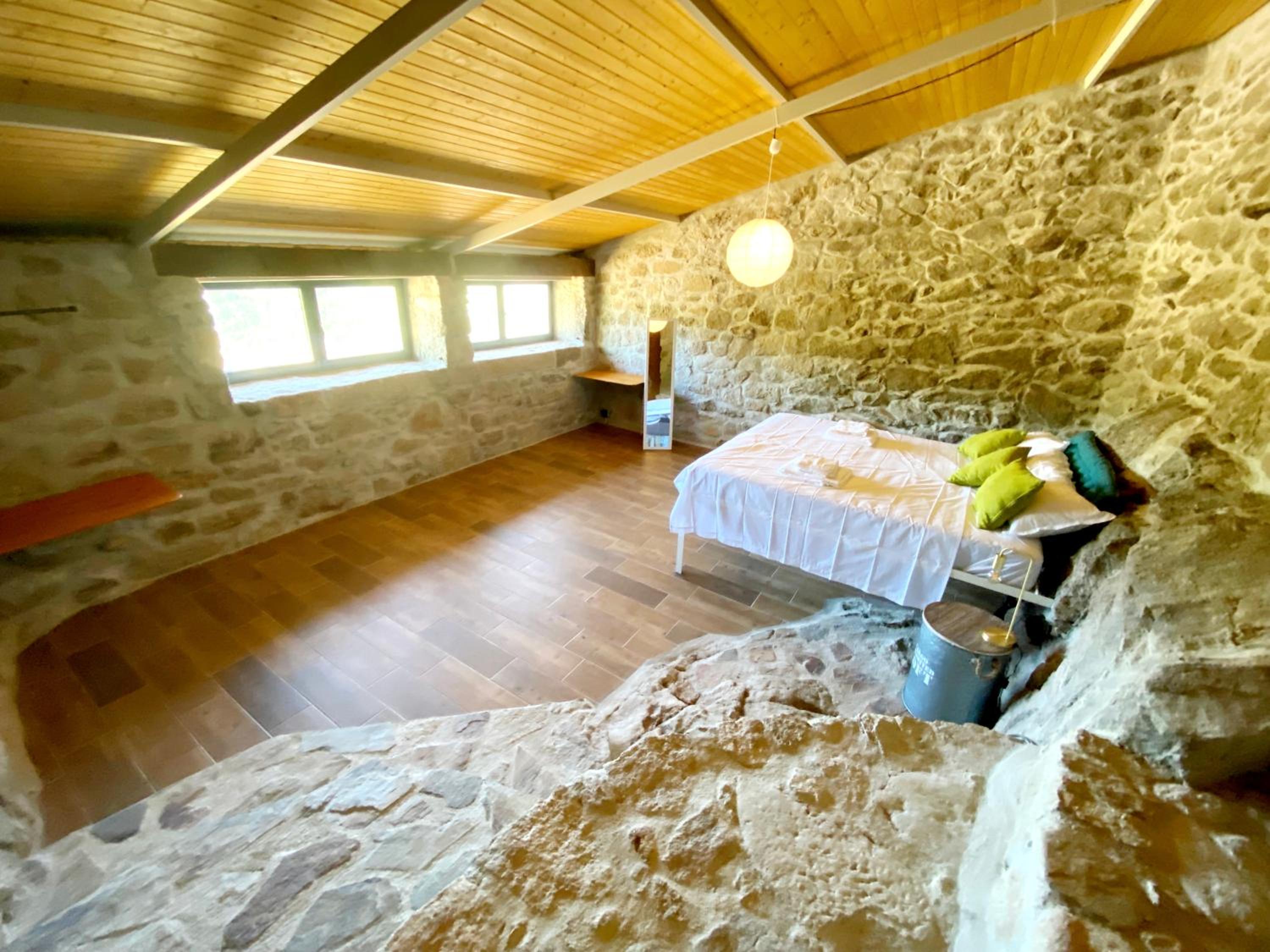 Stone Farmhouse near Vale de Prazeres view 2
