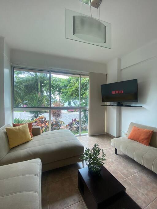 Hermoso departamento con salida directa al mar