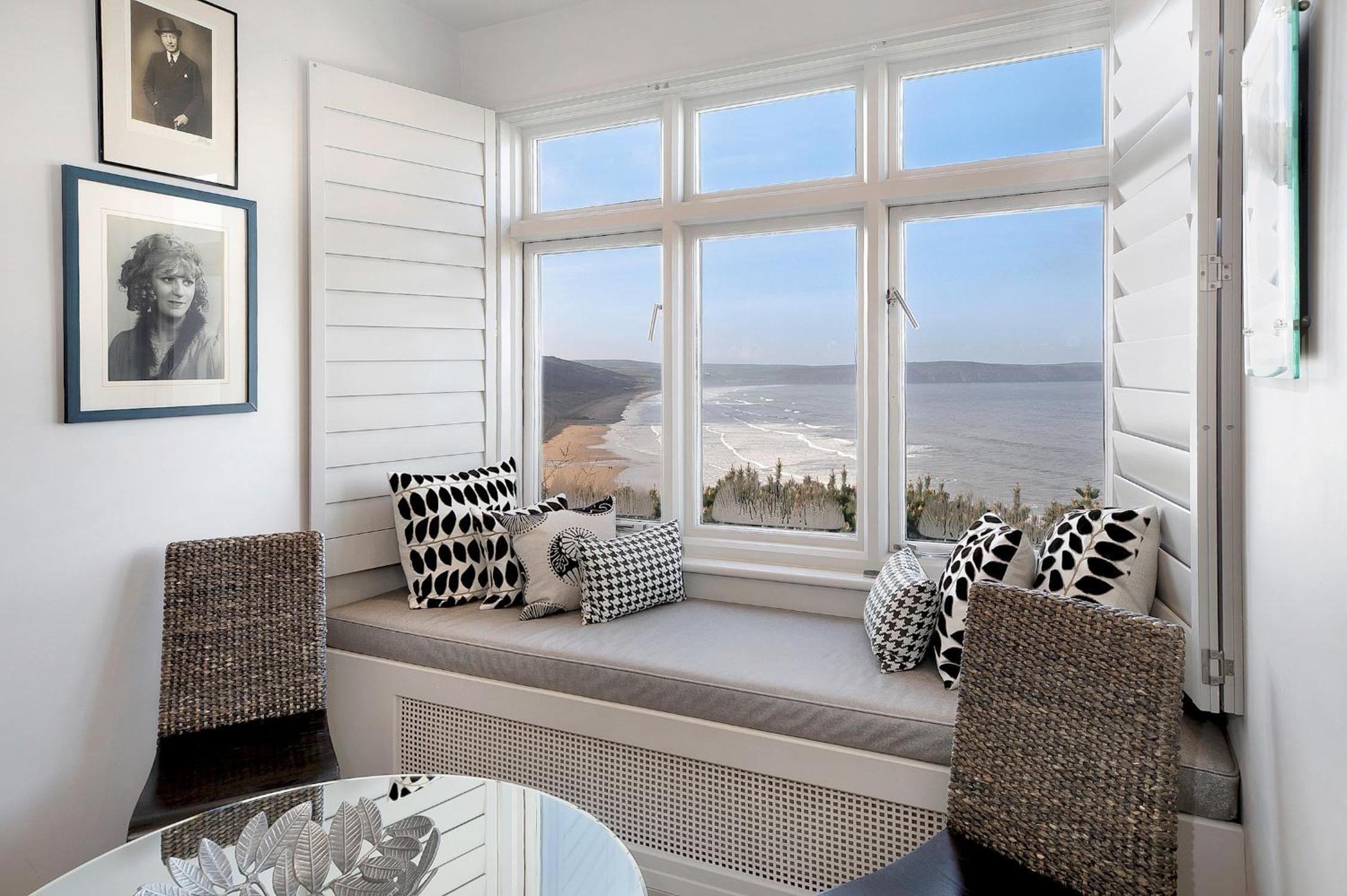 Tamarisk Beach House Sleeps 8 Luxury Property in Woolacombe Superb sea views