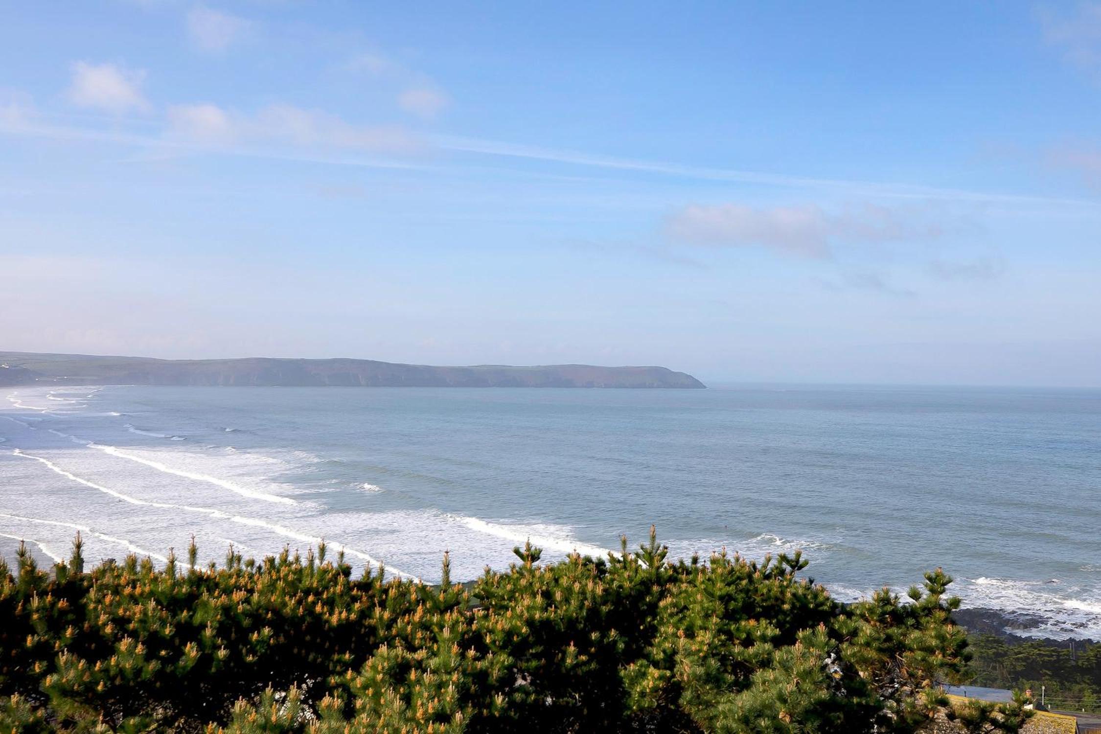 Tamarisk Beach House Sleeps 8 Luxury Property in Woolacombe Superb sea views