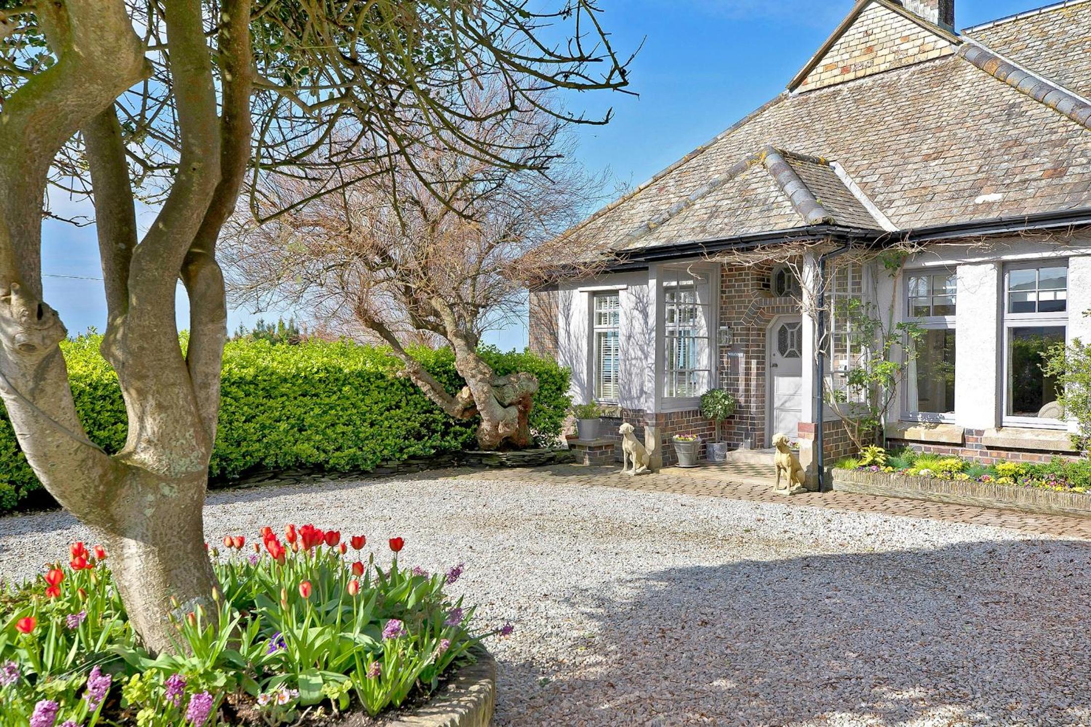 Tamarisk Beach House Sleeps 8 Luxury Property in Woolacombe Superb sea views