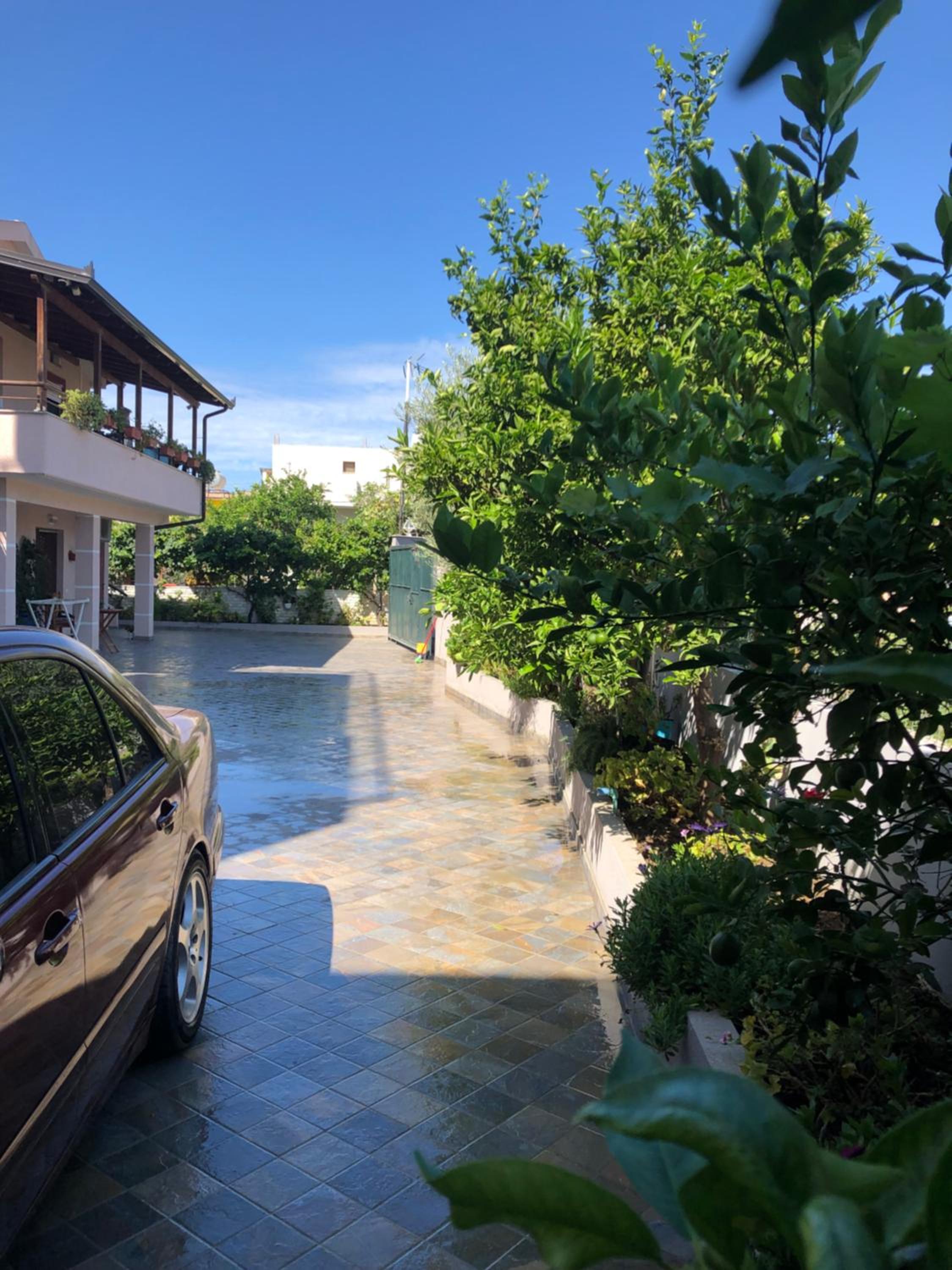 Garden Villa A&X