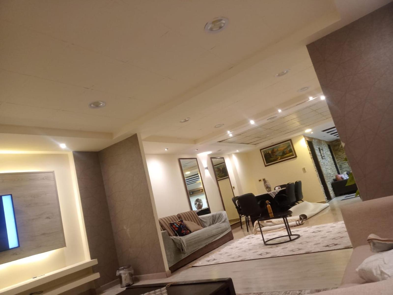 Sawyzen Aparthotel