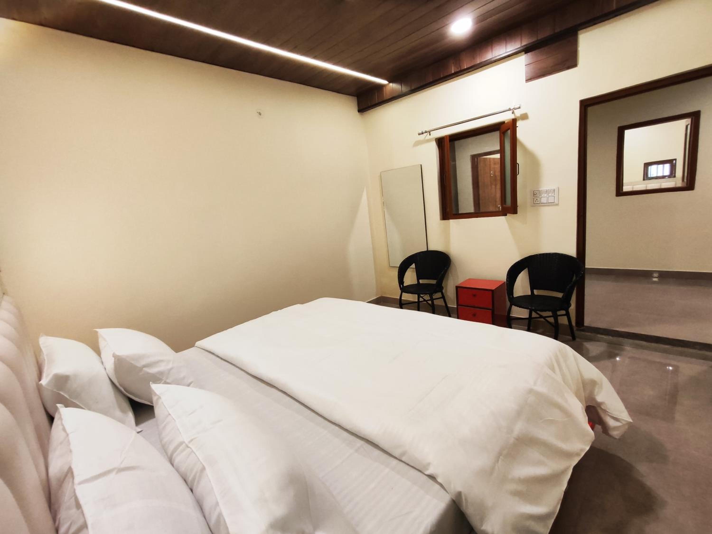 Sunrise Homestay Agra Near Taj Mahal