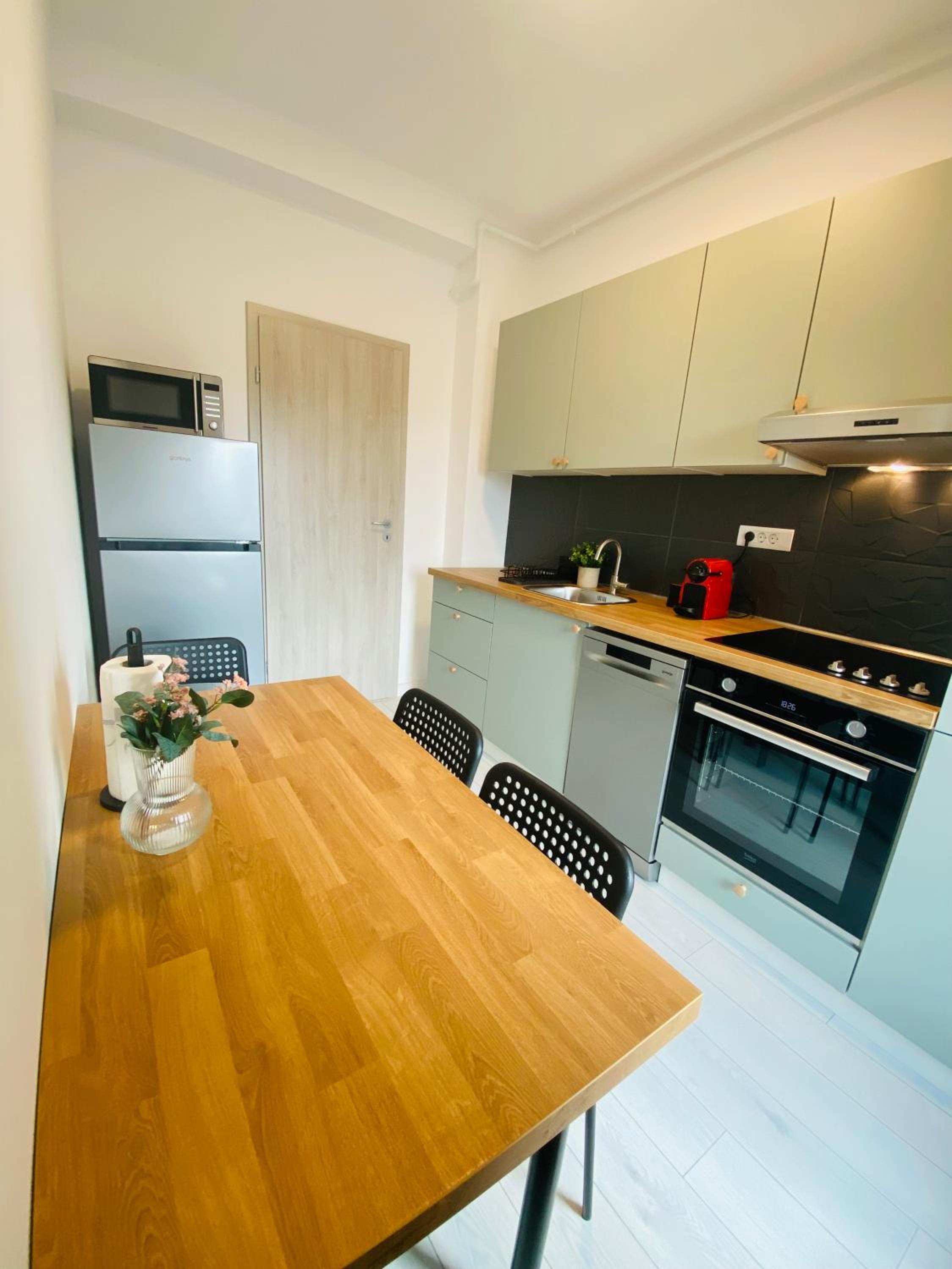 Orhideea Central Apartments view 2