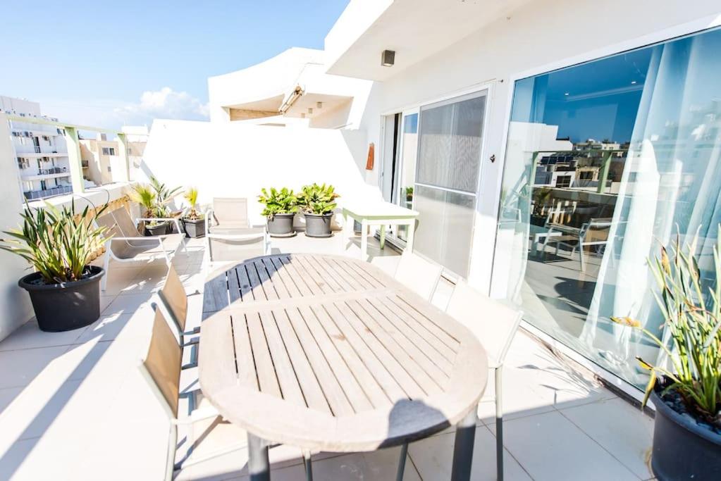 Sunny Swieqi Hideaway — St Julian's