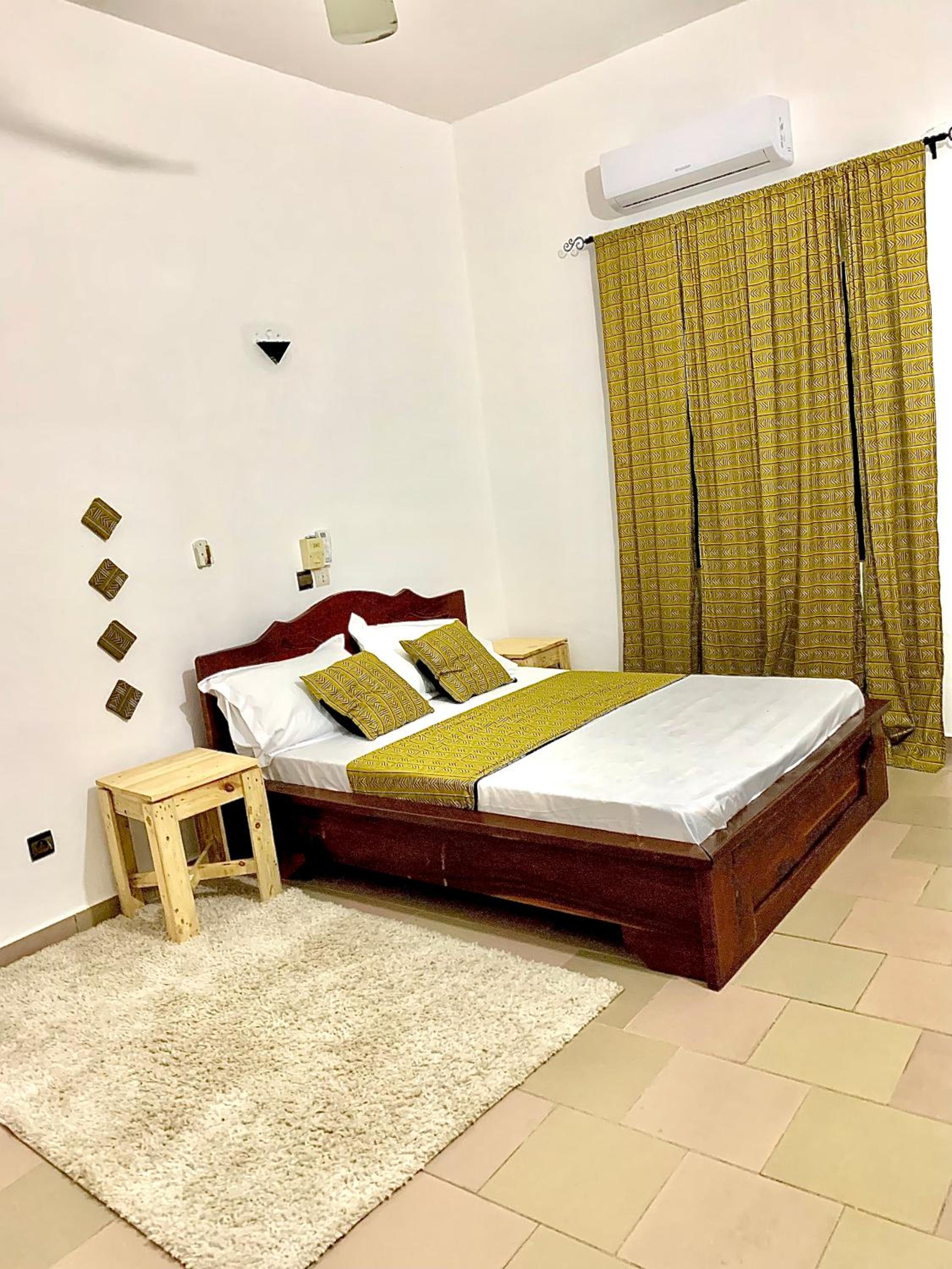 3 chambres Salon Fidjrosse Yiri 4