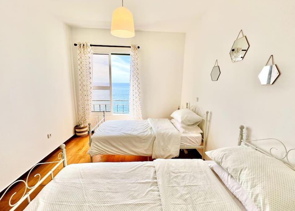 Apartment Paulo by Your Madeira Rentals view 4