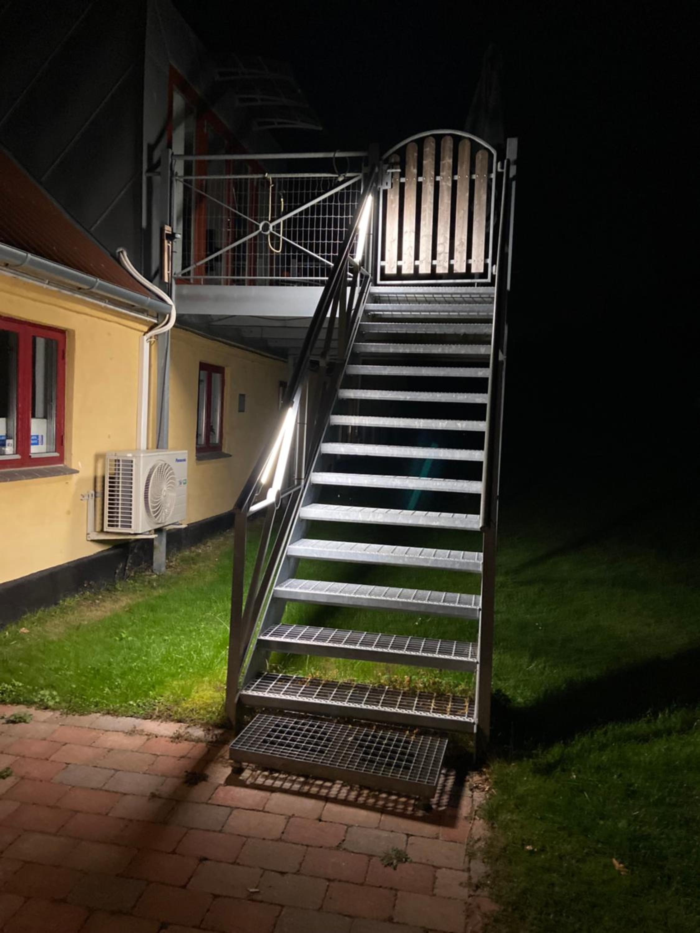 Photo 12